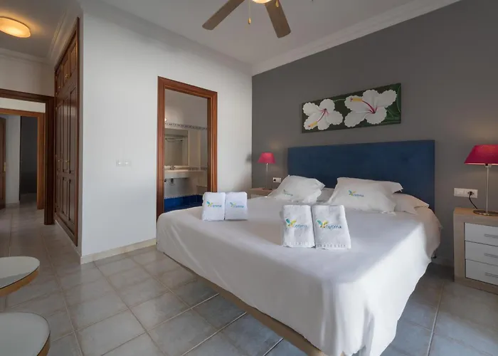 Rose بلايا بلانكا